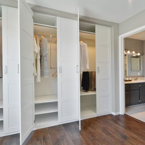 High Ceiling Built in Wardrobes | Beautiful Bedrooms