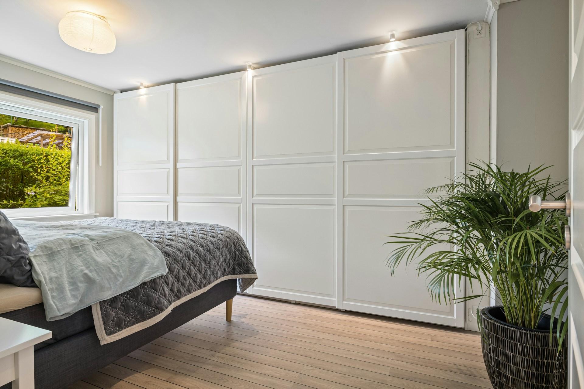hinged door wardrobes